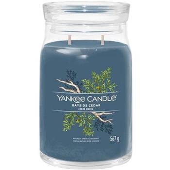 YANKEE CANDLE Signature sklo 2 knôty Bayside Cedar 567 g (5038581129358)