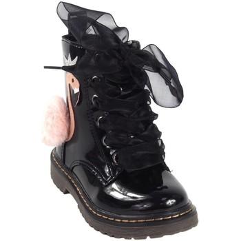 Xti  Univerzálna športová obuv Dievčenské čižmy  150225 čierne  Čierna