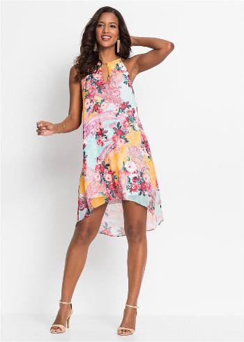 Šaty s kvetovaným vzorom