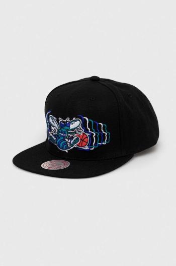 Šiltovka Mitchell&Ness Charlotte Hornets čierna farba, s nášivkou