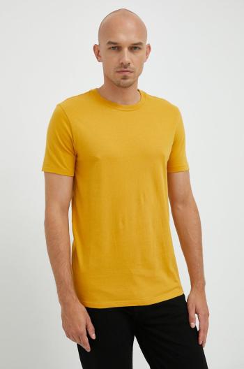 Bavlnené tričko GAP žltá farba, jednofarebné