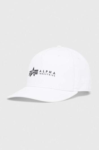 Bavlnená čiapka Alpha Industries biela farba, s potlačou