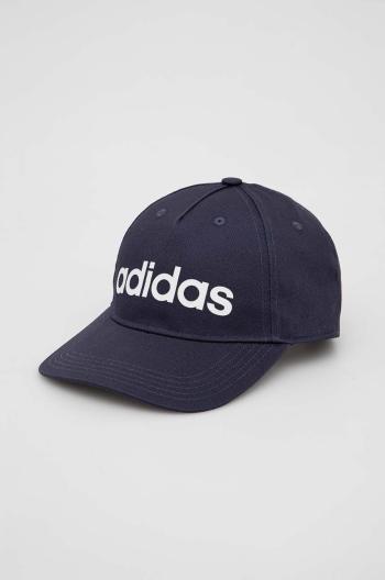 Šiltovka adidas tmavomodrá farba, vzorovaná