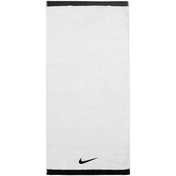 Nike  Uteráky, uteráčiky Fundamental Towel M  Biela