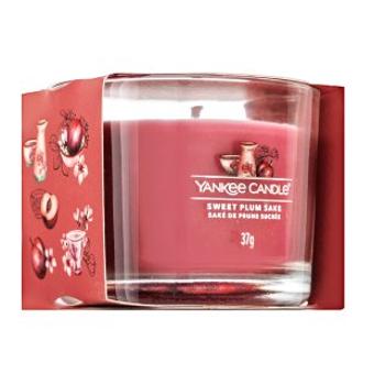 Yankee Candle Sweet Plum Sake votívna sviečka 37 g