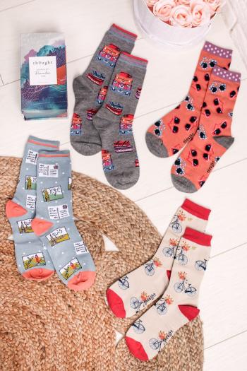 Viacfarebné ponožky v darčekovej krabičke Vacanza Socks Box - štvorbalenie