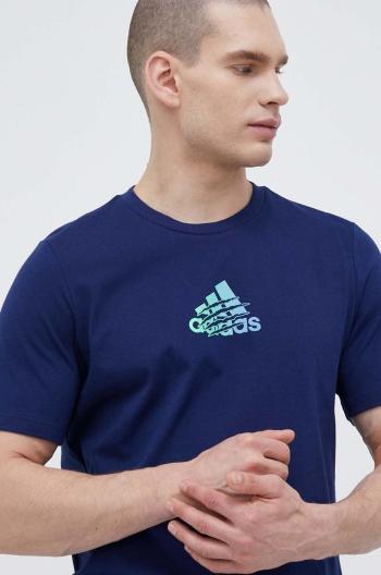 Bavlnené tričko adidas tmavomodrá farba, s potlačou