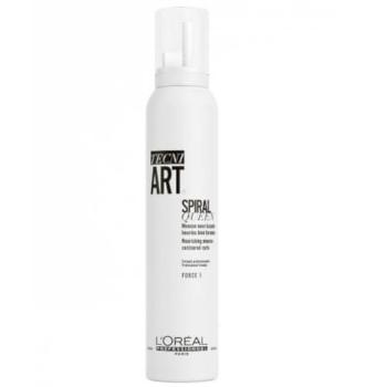 L´Oréal Professionnel Pena pre kontúrovanie vĺn Tecni.Art Spiral Queen (Nourishing Mousse Contoured Curls) 200 ml