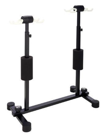 K&M 17605 Four guitar stand ¬Roadieź