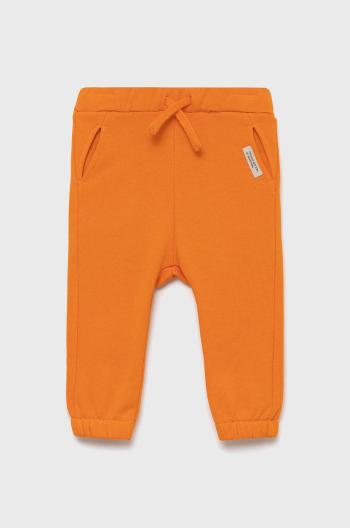 Detské bavlnené nohavice United Colors of Benetton oranžová farba, jednofarebné