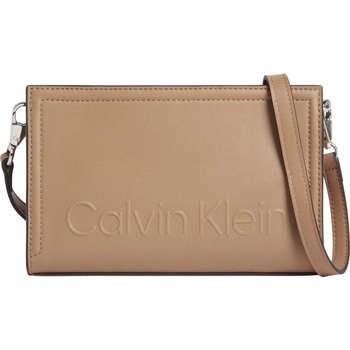 Calvin Klein Jeans  Tašky cez rameno -  Béžová
