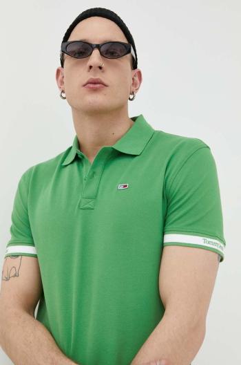 Polo tričko Tommy Jeans pánske, zelená farba, s nášivkou