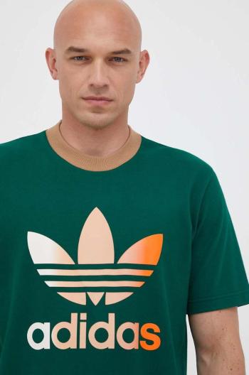 Bavlnené tričko adidas Originals zelená farba, s potlačou