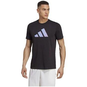 adidas  Tričká s krátkym rukávom Tennis AO Graphic Tee  Čierna