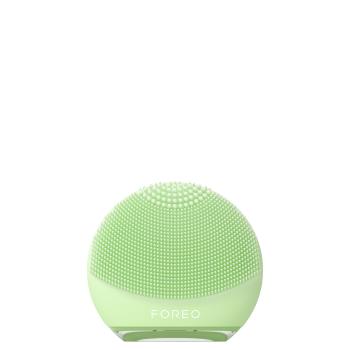 Foreo LUNA Go 4 Čistiaca sonická kefka Peach Perfect