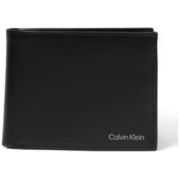 Calvin Klein Jeans  CK SMOOTH TRIFOLD 10CC W/COIN K50K512078  Peňaženky Čierna