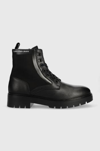 Členkové topánky Calvin Klein Jeans Military Boot pánske, čierna farba