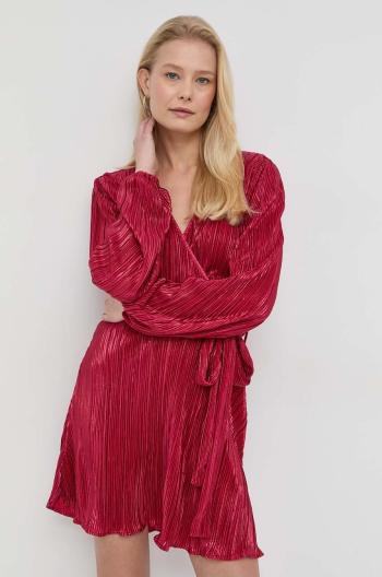 Šaty Bardot červená farba, mini, áčkový strih