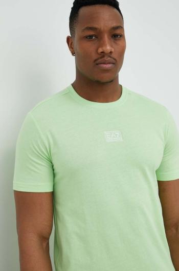 Bavlnené tričko EA7 Emporio Armani zelená farba, s nášivkou
