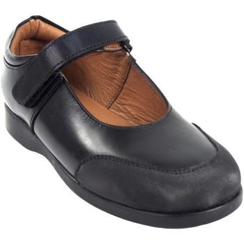 Xti  Univerzálna športová obuv Dievčenské topánky  150257 čierne  Čierna
