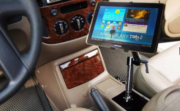 The Joyfactory Unite™ držiak na iPad do otvoru na nápoje v aute čierna Vhodný pre: iPad