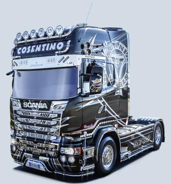 Italeri 3952 SCANIA R730 Streamline Show Truck model ťahača, stavebnica 1:24