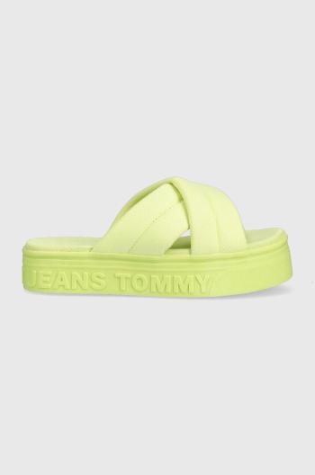 Šľapky Tommy Jeans dámske, žltá farba, na platforme, EN0EN02116
