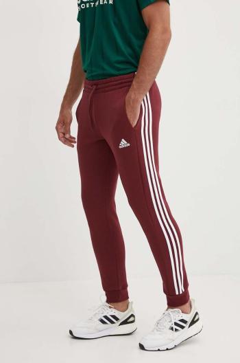 Tepláky adidas Essentials bordová farba, s nášivkou, JG5951