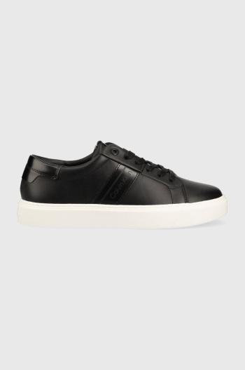 Kožené tenisky Calvin Klein LOW TOP LACE UP LTH čierna farba, HM0HM01055