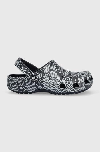 Šľapky Crocs Classic Topographic Clog tmavomodrá farba, 208263