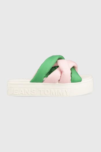 Šľapky Tommy Jeans FLTFRM SNDL NW UPPR dámske, zelená farba, na platforme, EN0EN02118