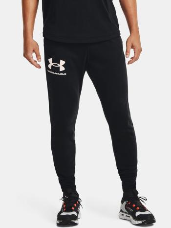 Under Armour RIVAL TERRY JOGGER - černá Tepláky Čierna