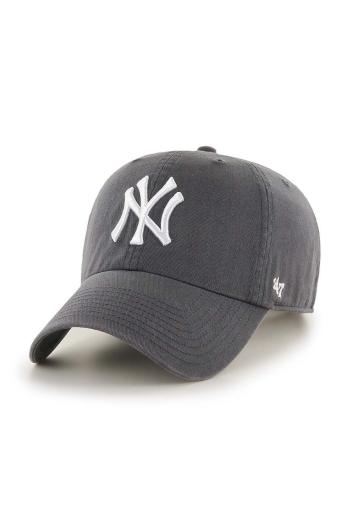 Bavlnená šiltovka 47 brand MLB New York Yankees šedá farba, s nášivkou, B-RGW17GWS-GH