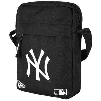 New-Era  Športové tašky NY Yankes Side Bag  Čierna