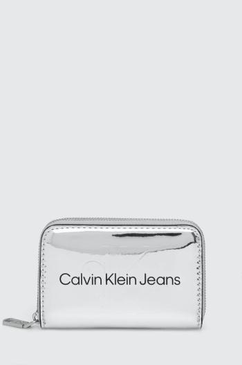 Peňaženka Calvin Klein Jeans dámska,strieborná farba,K60K611863