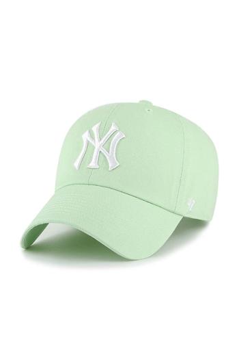 Bavlnená šiltovka 47 brand MLB New York Yankees zelená farba, s nášivkou, B-NLRGW17GWS-B0B