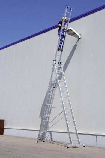 MUNK Günzburger Steigtechnik  33314 hliník viacúčelový rebrík Montáž pomocou nástrojov Max.prac. výška: 10.8 m