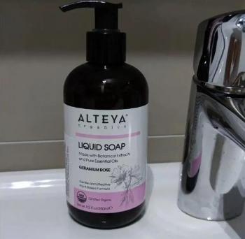 Tekuté mydlo Muškát & Ruža Bio Alteya Organics 250 ml