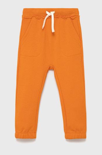 Detské bavlnené nohavice United Colors of Benetton oranžová farba, jednofarebné