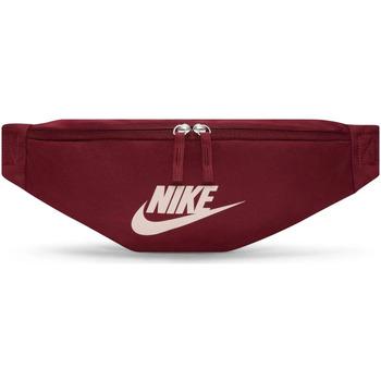 Nike  Športové tašky Heritage  Červená