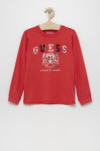 Detská bavlnená košeľa s dlhým rukávom Guess červená farba, s nášivkou