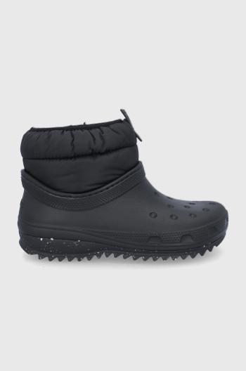 Snehule Crocs Classic Neo Puff Shorty Boot čierna farba, 207311