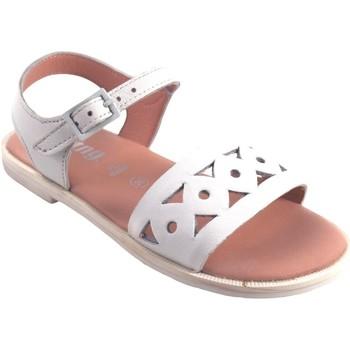 MTNG  Univerzálna športová obuv Sandále dievčenské MUSTANG KIDS 48557 biele  Biela