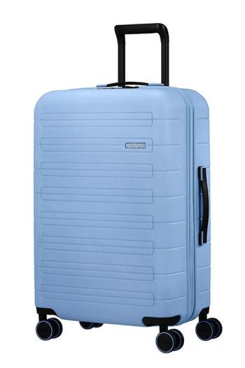 American Tourister Skořepinový cestovní kufr Novastream M EXP 64/73 l - světle modrá