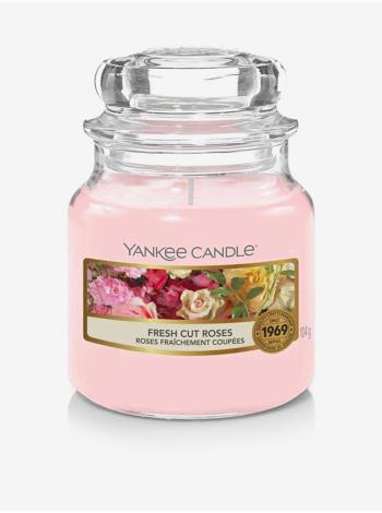Vonná sviečka Yankee Candle Fresh Cut Roses (Classic malá)