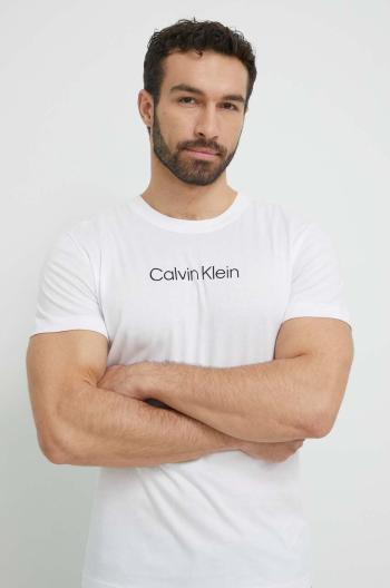 Bavlnené plážové tričko Calvin Klein biela farba, s potlačou