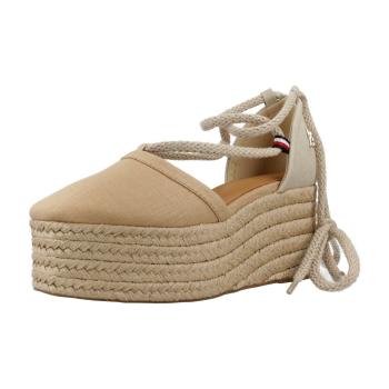 Tommy Hilfiger  CLOSED TOE LINEN FLATFOR  Espadrilky Hnedá