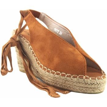 Olivina  Univerzálna športová obuv Dámske sandále BEBY 19072 kožené  Hnedá