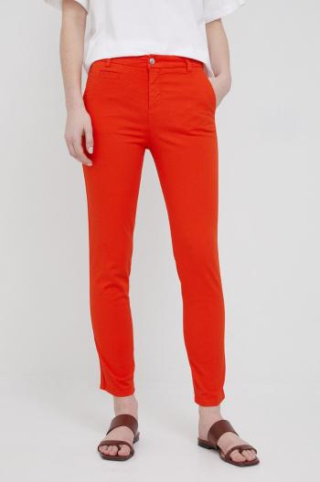 Nohavice United Colors of Benetton dámske, oranžová farba, strih chinos, stredne vysoký pás