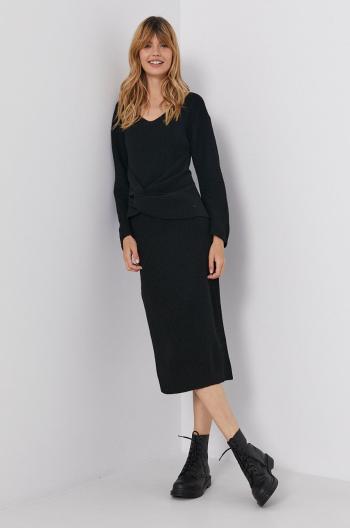 Šaty Emporio Armani čierna farba, midi, áčkový strih